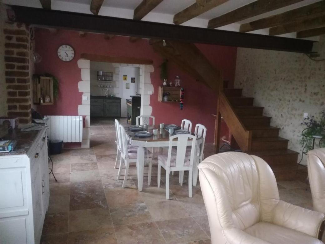 Chambre D'Hote Monthodon Bagian luar foto